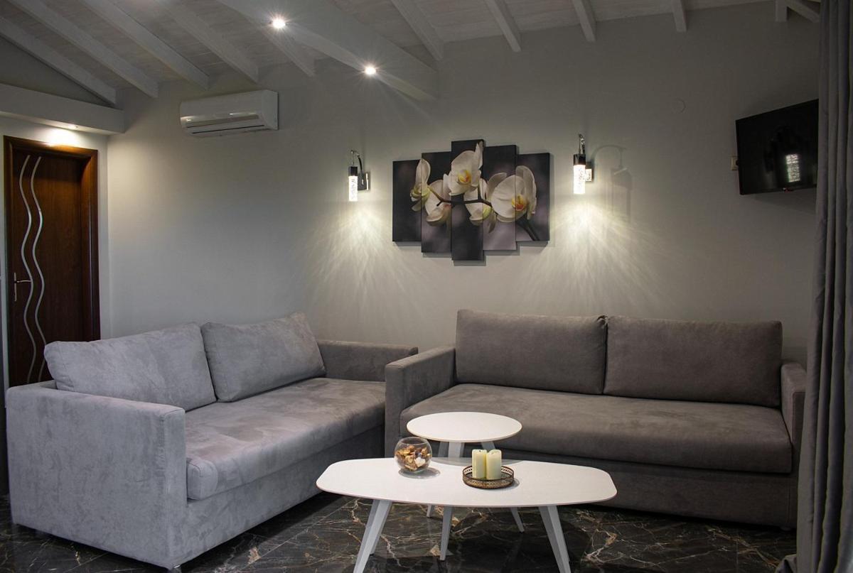 Stamos Apartments And Studios Vourvourou Exterior foto