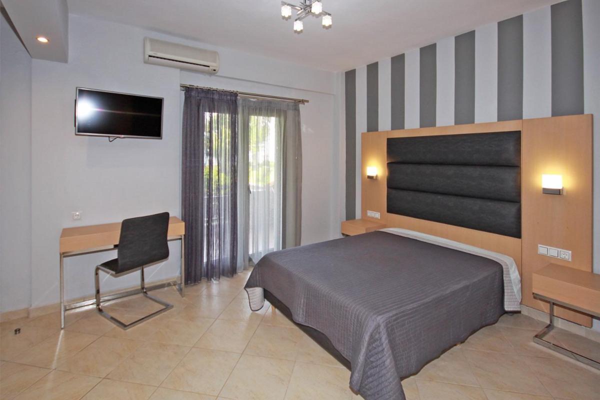 Stamos Apartments And Studios Vourvourou Habitación foto